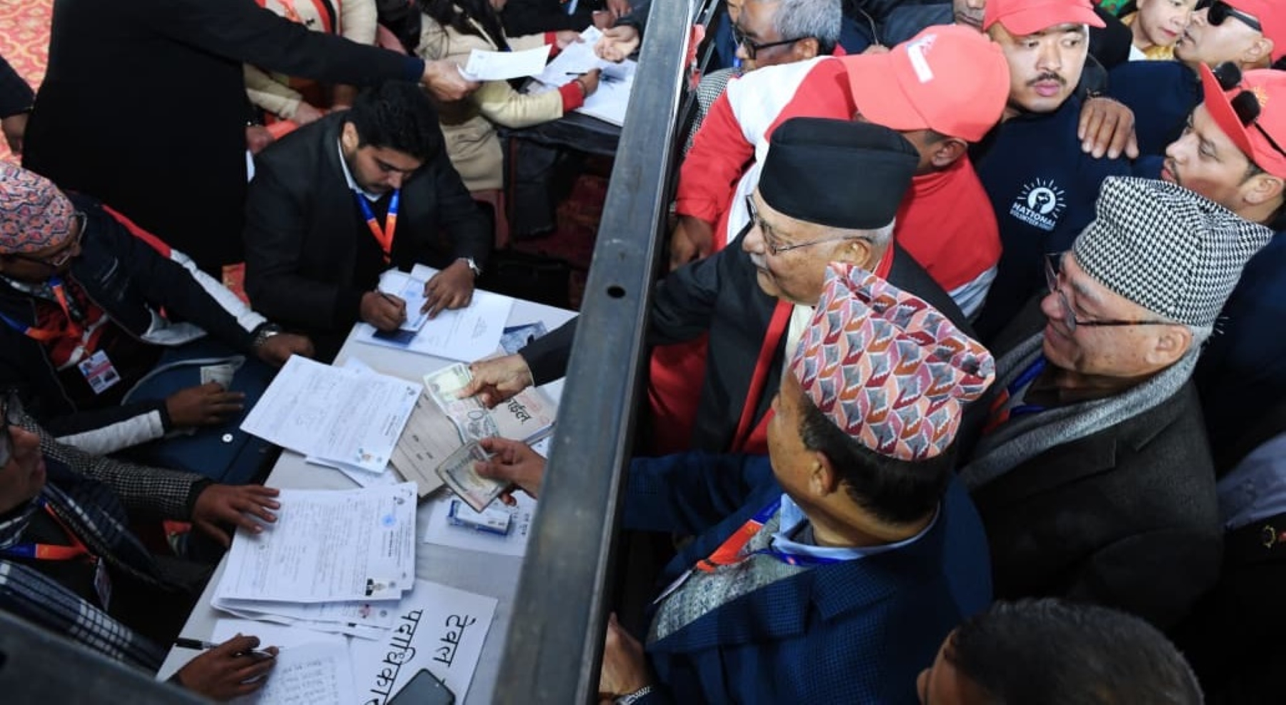 तेस्रोपटक अध्यक्ष बन्न ओलीले दर्ता गरे उम्मेदवारी